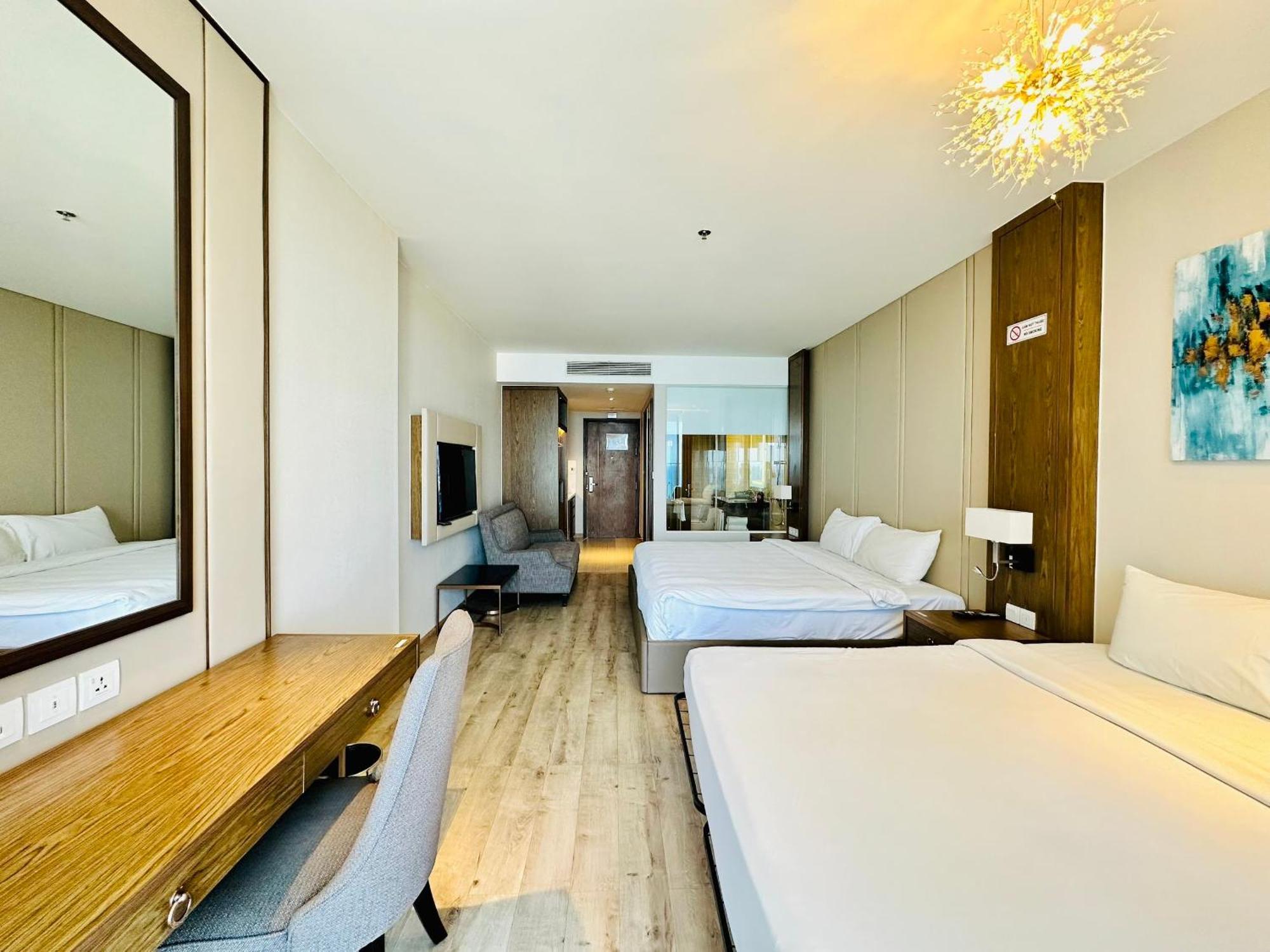 Jk.Boutique Oceanfront Panorama Residence Nha Trang Buitenkant foto